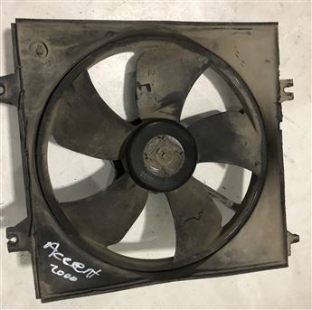 Hyundai Accent 2000-2006  Çıkma Radyatör Fan Motoru