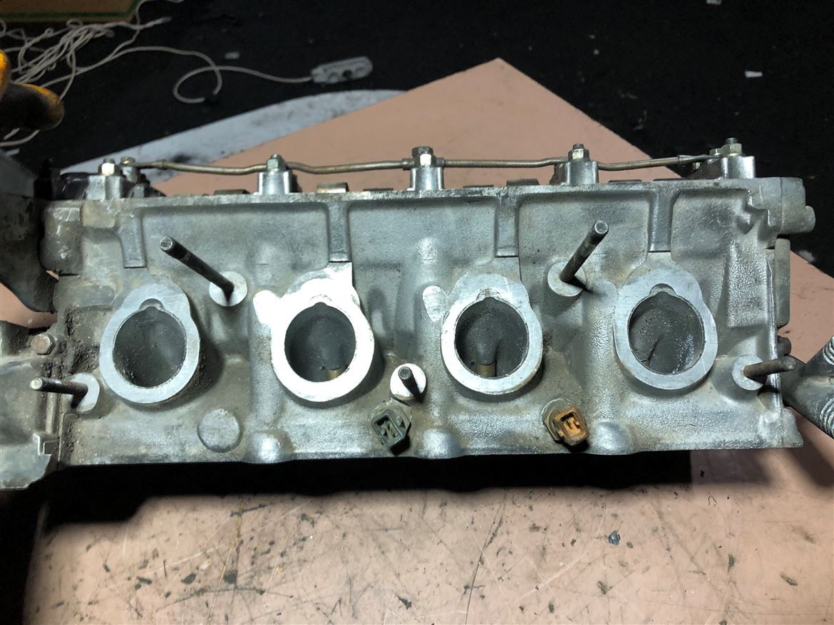 BMW E30 E34 E36 1.6i-1.8i 8V 1987-94 Silindir Kapağı 1727459 (3)