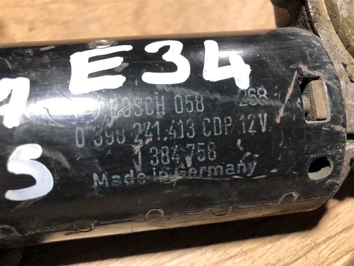 BMW E34 1987-1995 Ön Cam Silecek Motoru (2)