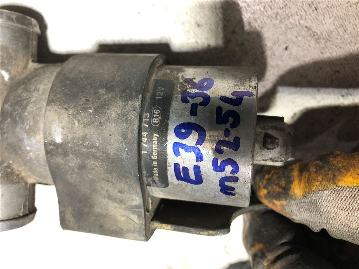BMW E36-E39 m52-m54 Rölanti Hava Kontrol Valfi 1744713