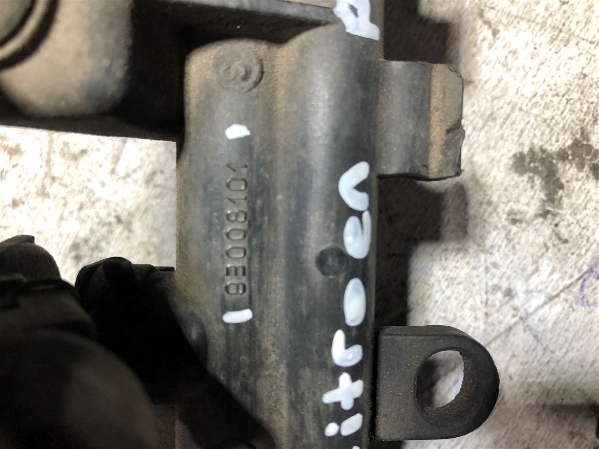 Citroen Xsara Saxo Berlingo 1.4 1995-2002 Enjektör Kütüğü