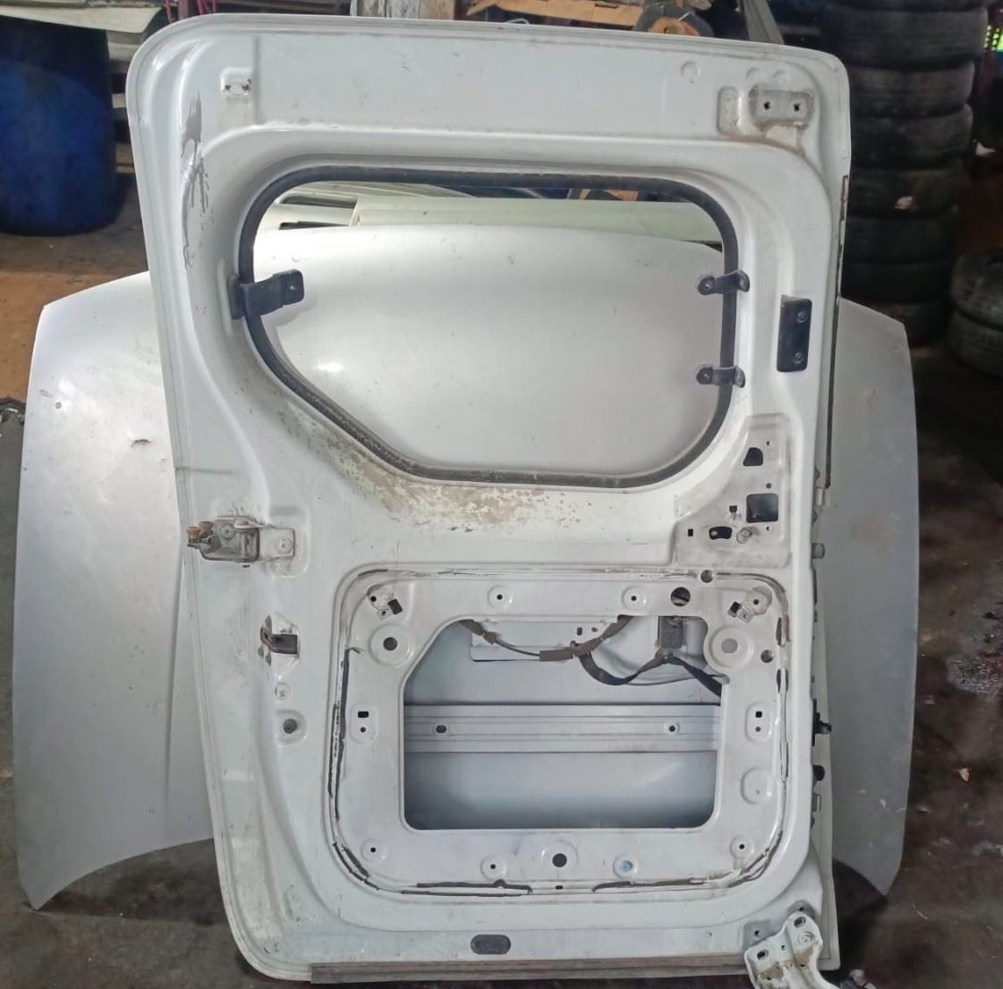 Dacia Dokker Sol Sürgülü Kapı