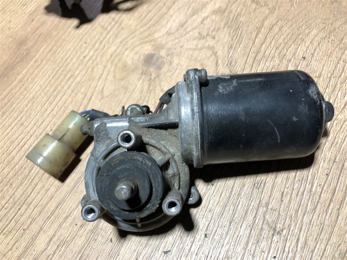 Daewoo Espero Nexia Ön Cam Silecek Motoru (4)
