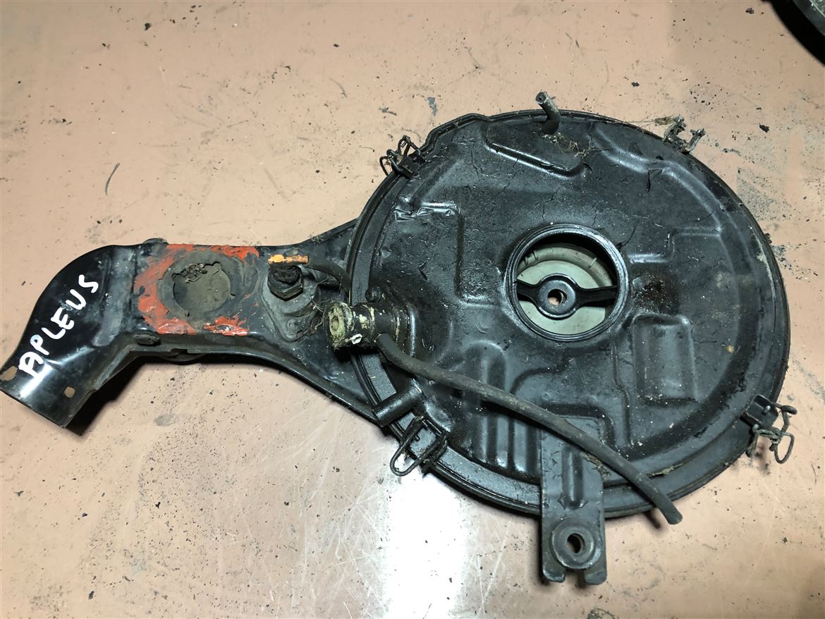 Daihatsu Applause Hava Filtre Kutusu