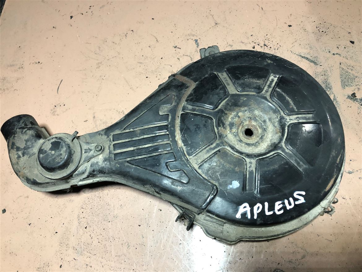 Daihatsu Applause Hava Filtre Kutusu