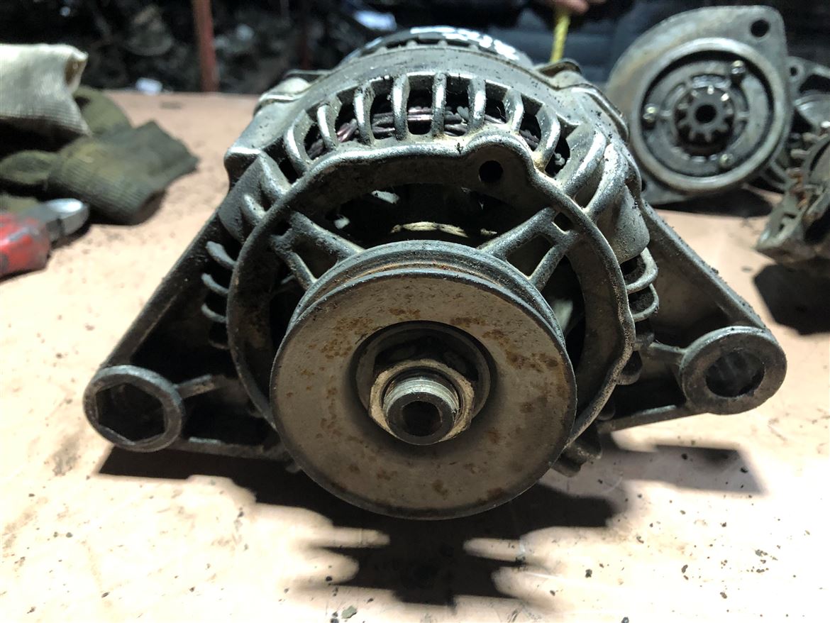 Fiat Albea 1.6 SLX ŞArj Dinamosu