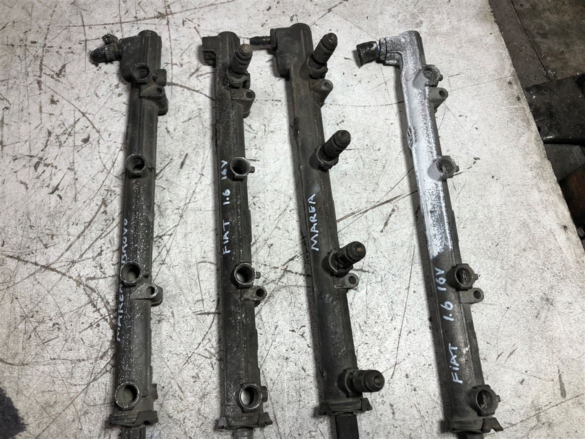 Fiat Albea Polio Punto Siena Doblo 1.2 8V Enjektör Kütüğü 32190.183.01