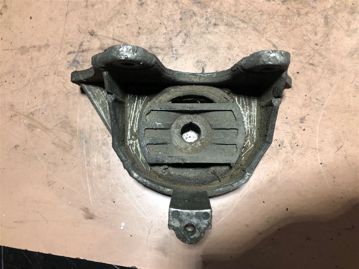 Fiat Doblo 1.3-1.9 JTD 2001-2010 Sol Motor Takozu (3)