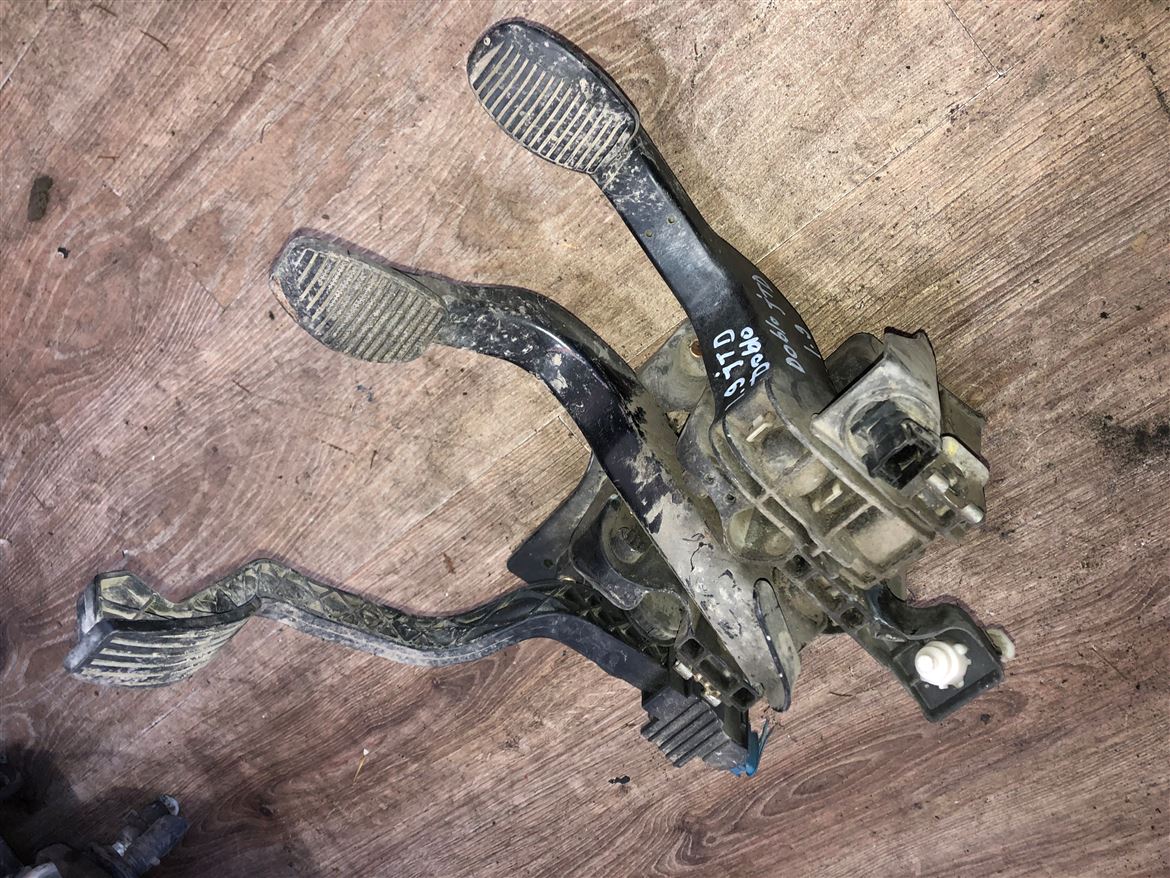 FIAT DOBLO 1.9 JTD Gaz Pedali 0281002415 BOSCH--2 (3)