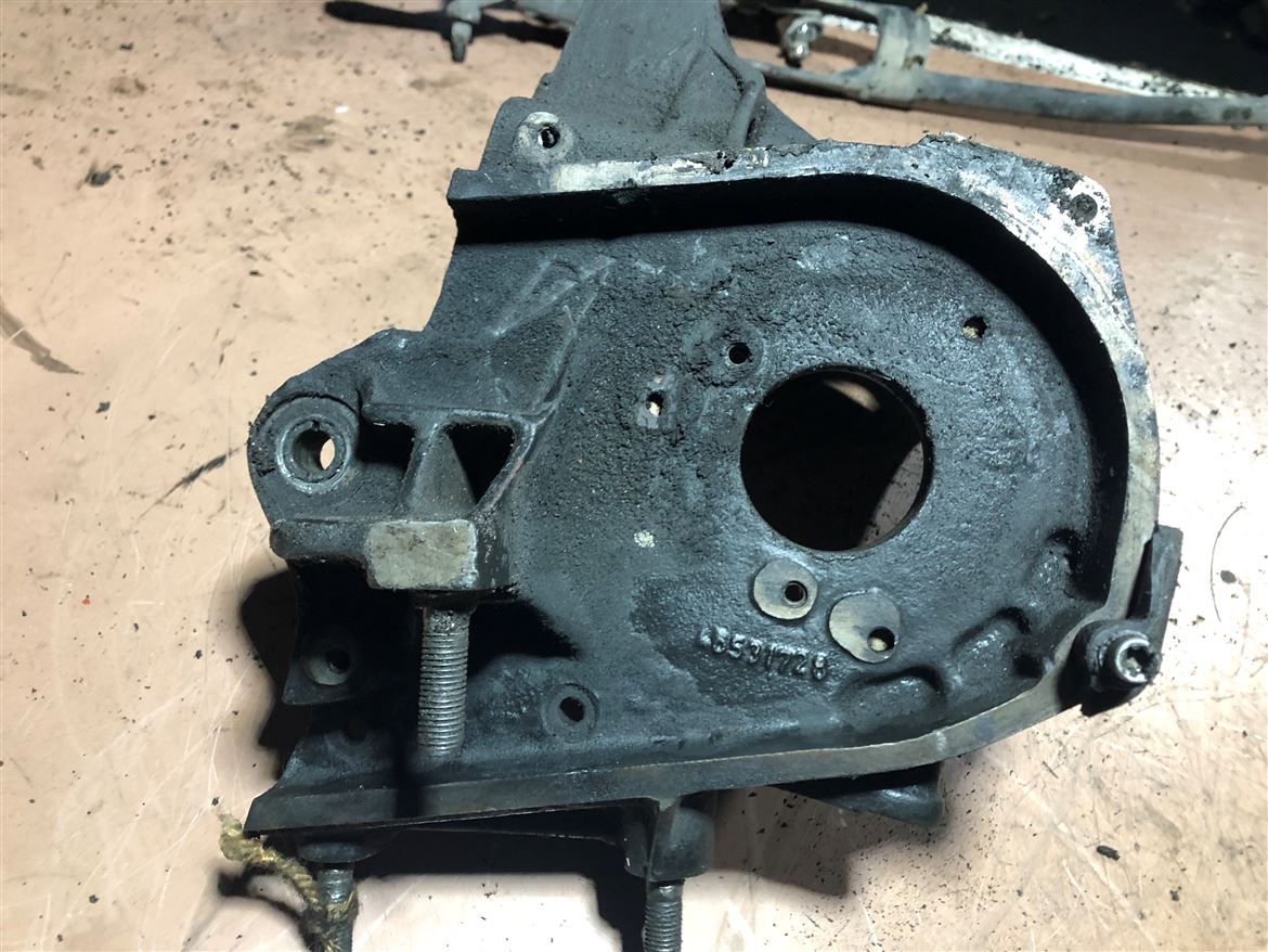 Fiat Doblo Marea 1.9 JTD Mazot Pompası Braketi