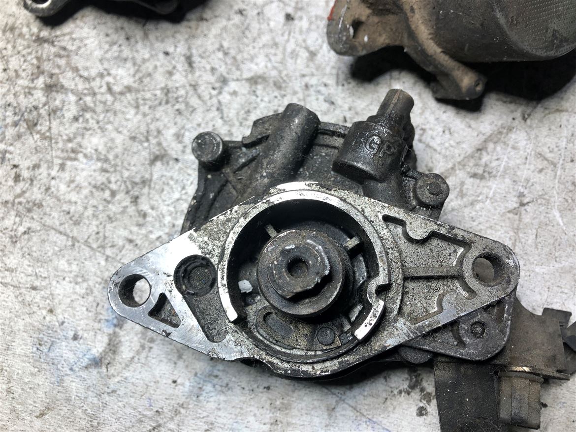 Fiat Linea Idea Punto Panda Doblo 1.3 JTD Fren Vakum Pompası 73501358