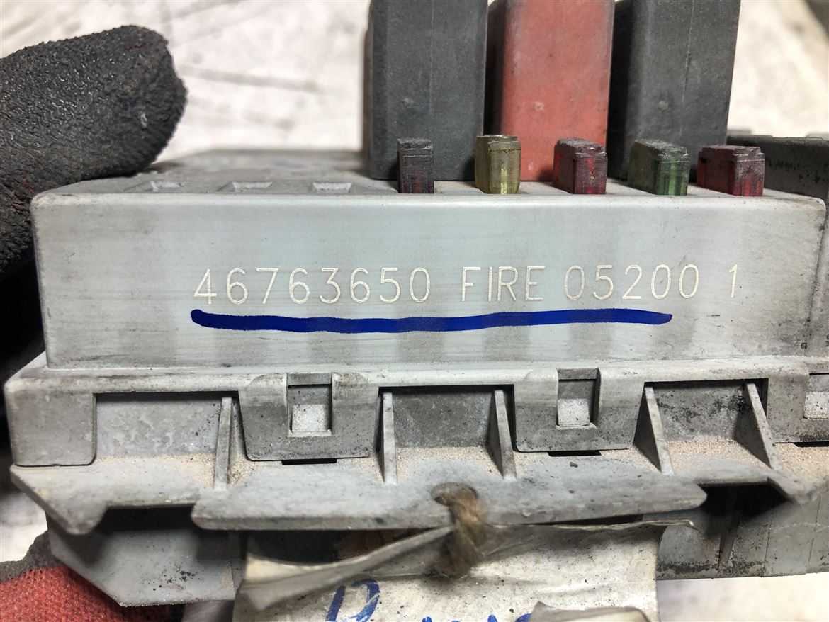 Fiat Punto 1.2 1999-2003 Sigorta Kutusu 46763650