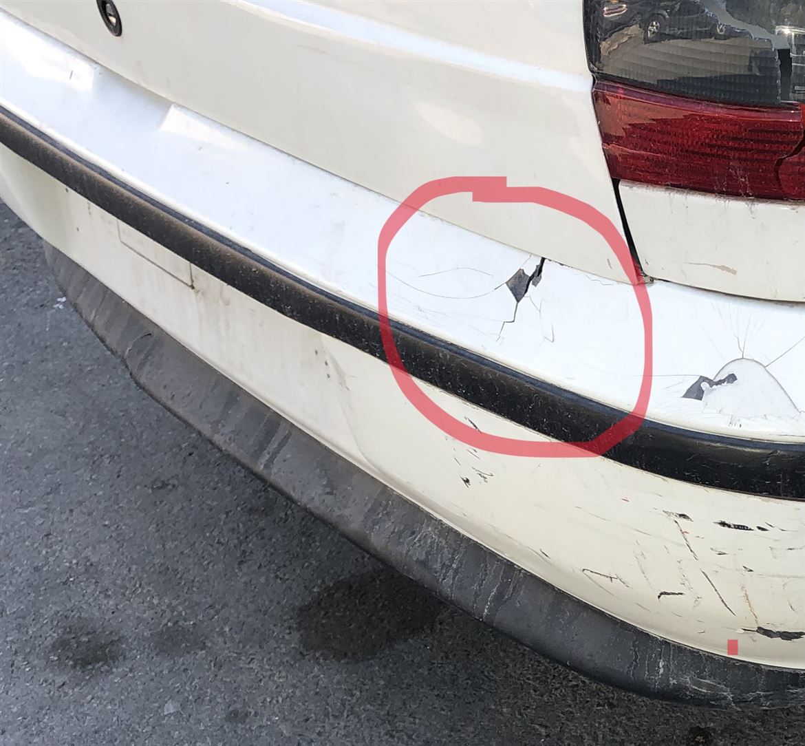 Fiat Siena 1998-2002 Arka Tampon (Lokal Çatlak Mevcut)