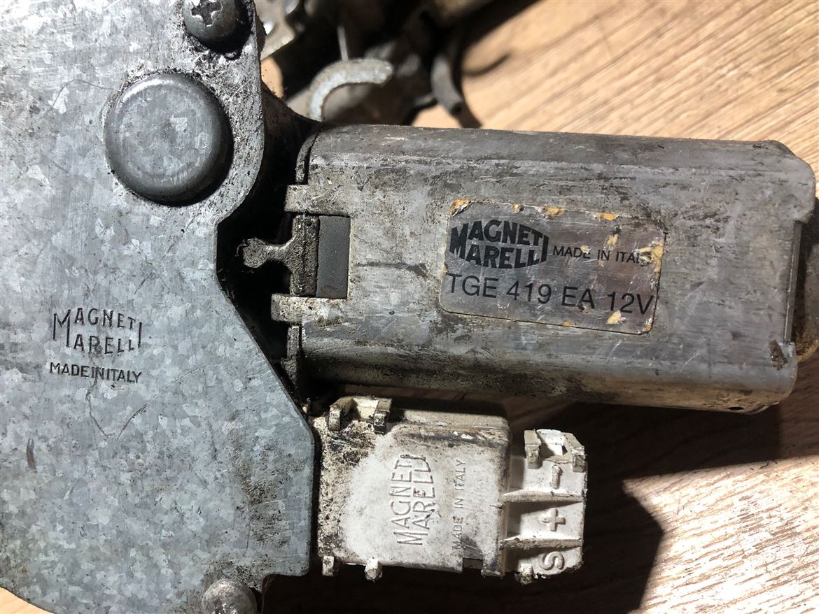 Fiat Tempra Arka Cam Silecek Motoru (4)
