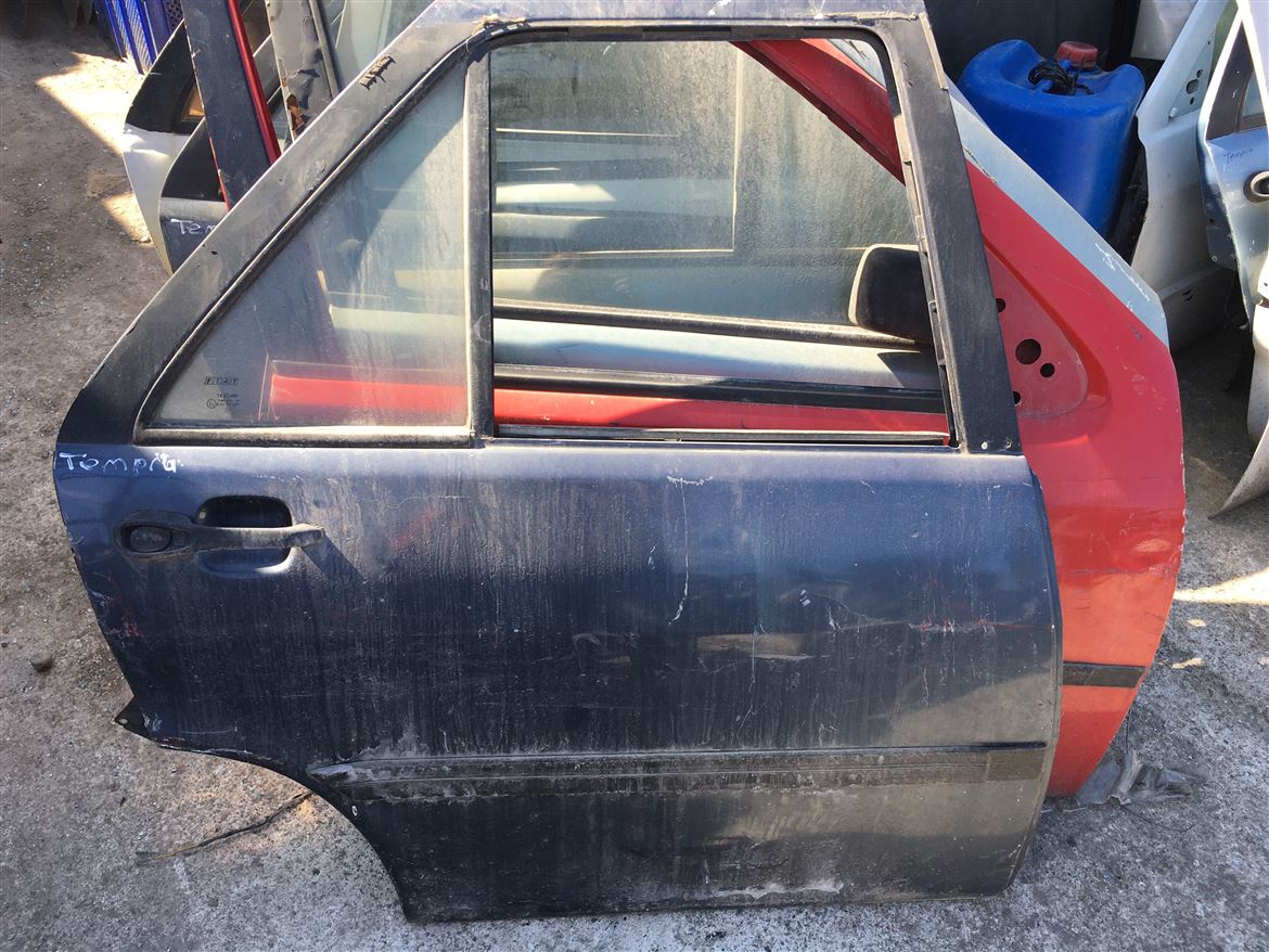 Fiat Tempra Sağ Arka Kapı