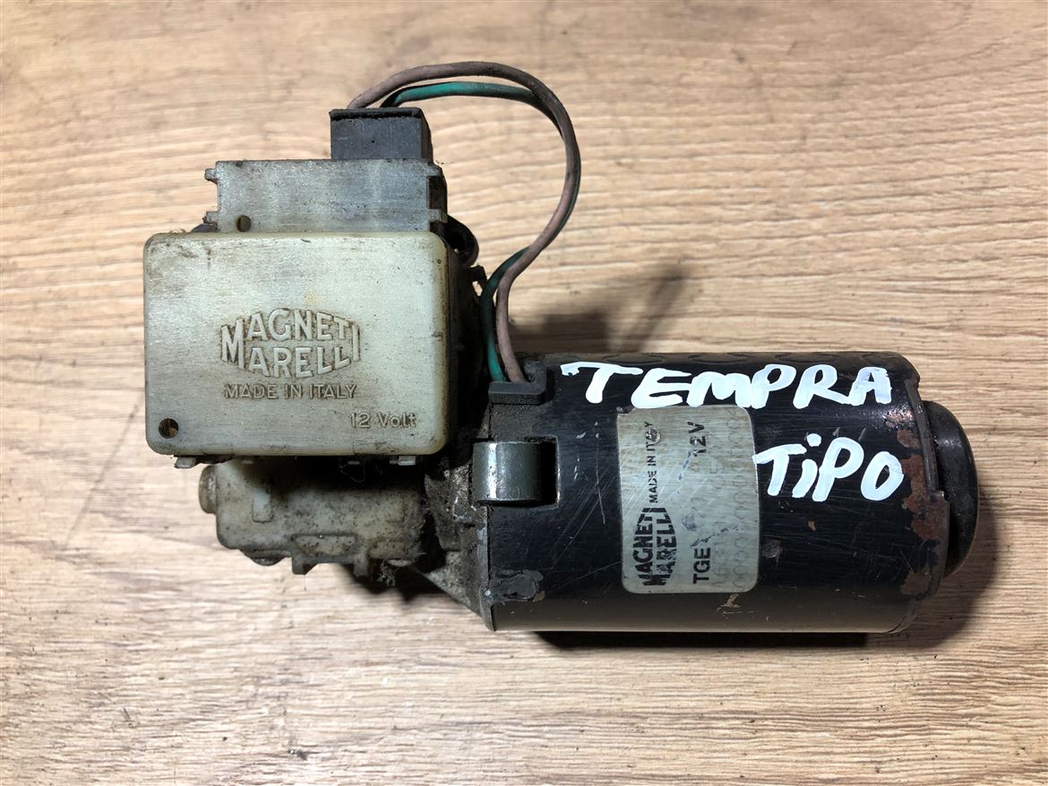 Fiat TEmpra Tipo Ön Cam Silecek Motoru