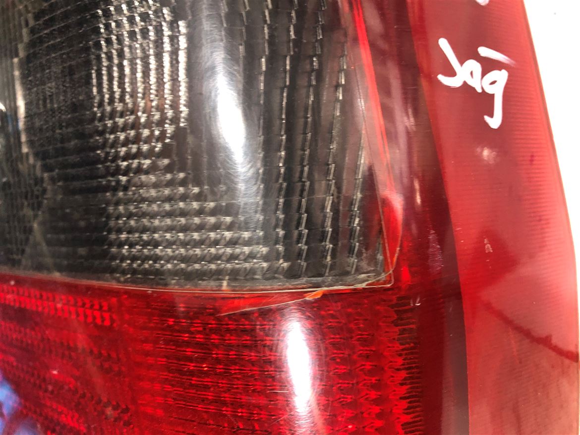 Fiat Uno Duylu Sağ Arka Stop Lambası (Orjinal FİAT)