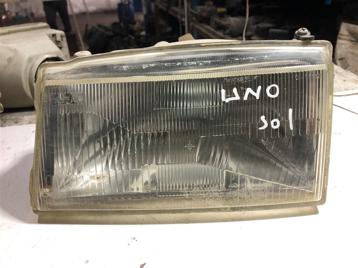 Fiat Uno Sol ÖN Far