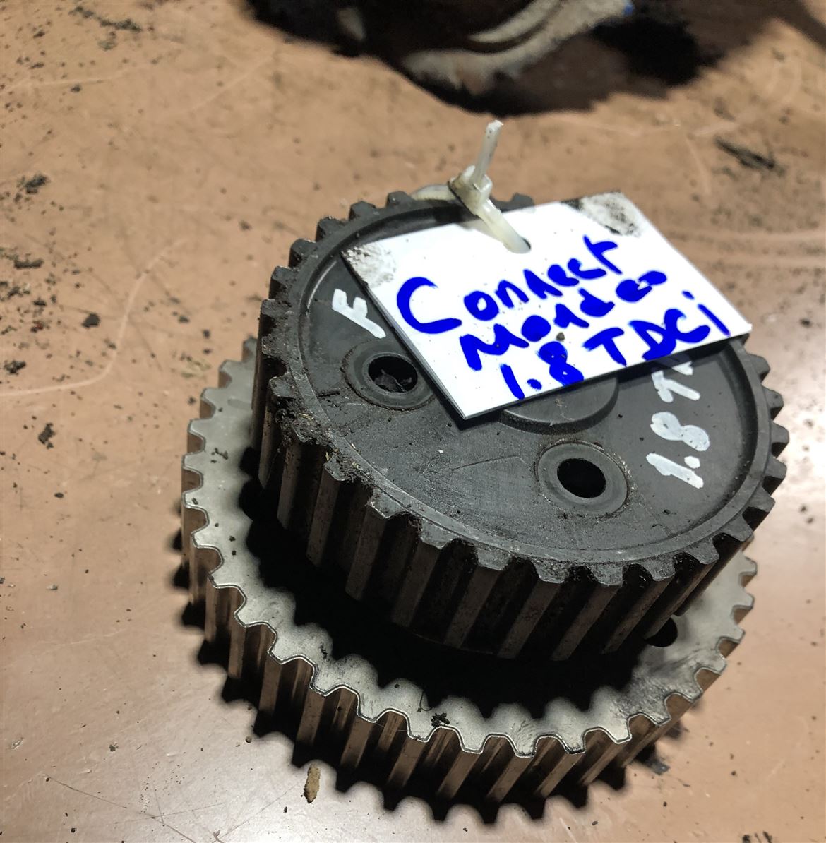 Ford Connect Mondeo Focus 1.8 TDCİ Yakıt Pompası Kasnağı-Dişlisi