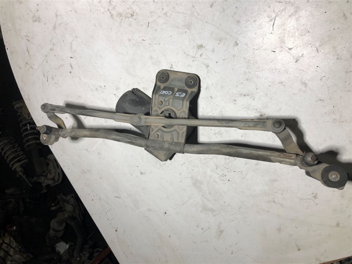 Ford Escort 1990-2000 Ön Cam Silecek Motoru-Mekanizması