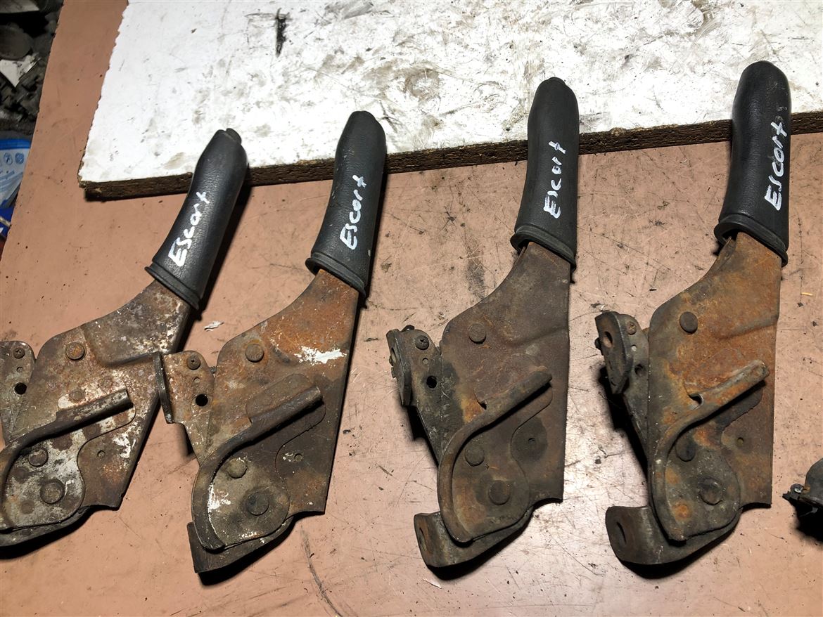 Ford Escort 1991-2000 El Freni Kolu Tabancası