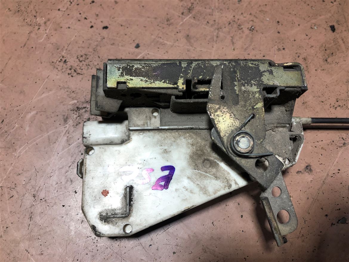 Ford Escort 1991-2000 Sol Arka Kapı Kilidi 93GB-220A20-BA