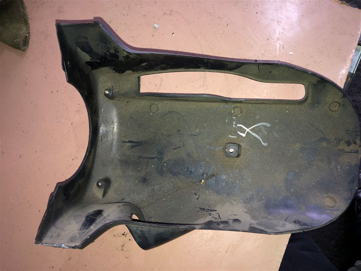 Ford Mondeo 1993-2000 Direksiyon Alt Bakalit