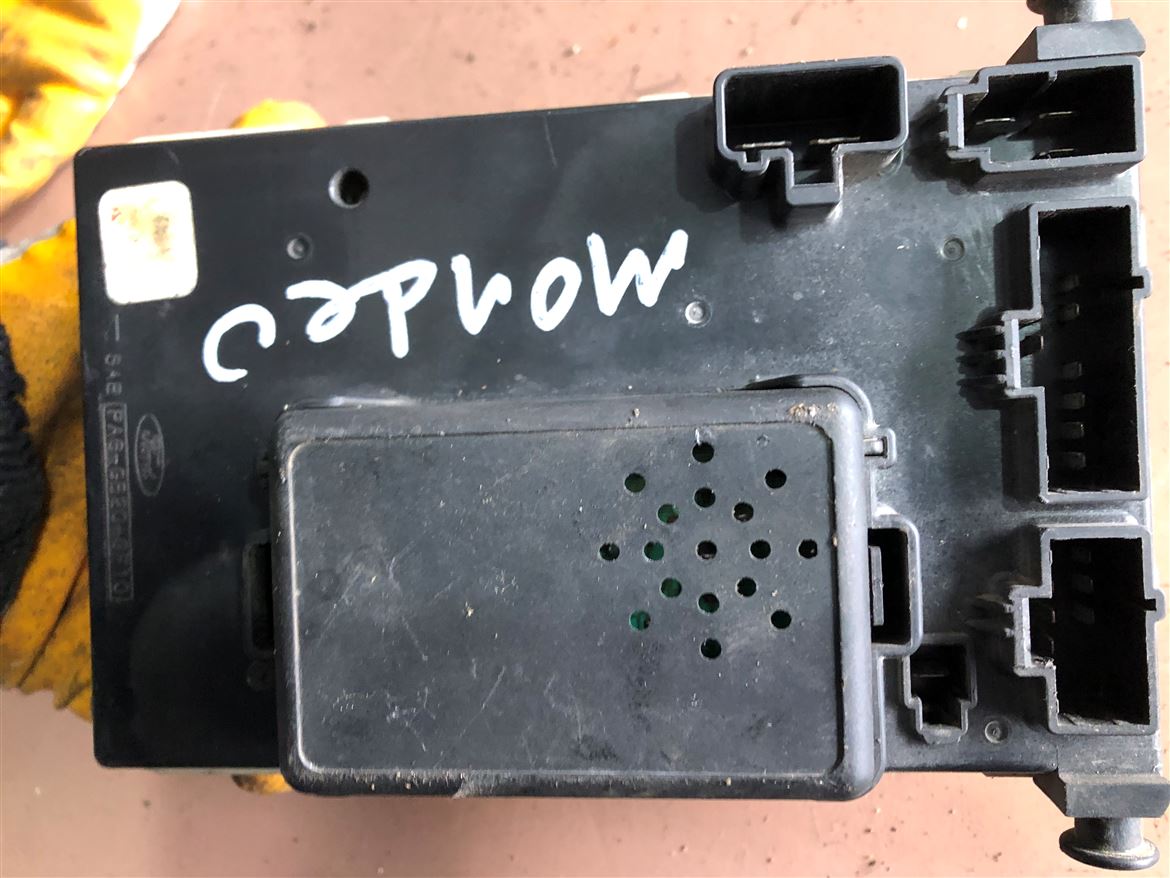 Ford Mondeo 1993-2000 Sigorta Panosu Kutusu 93BG-14K150-AD