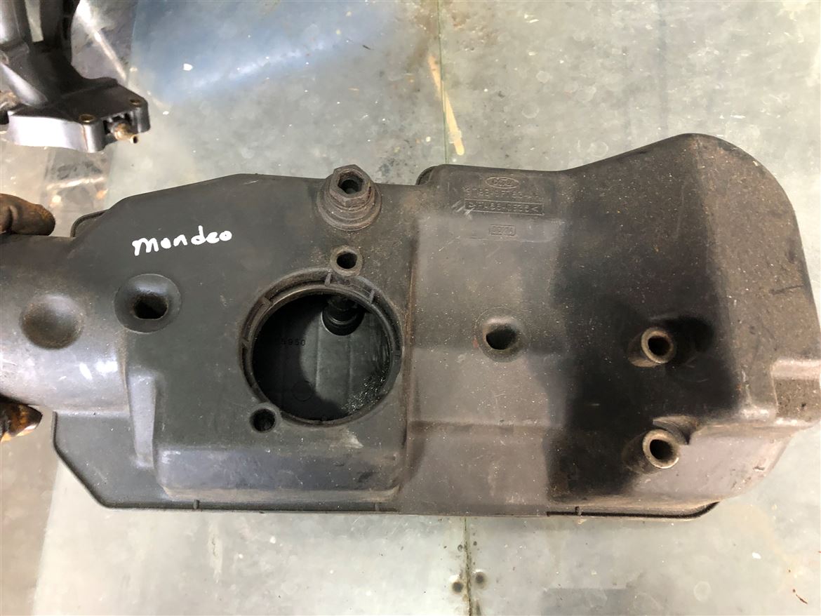 Ford Mondeo 1996 Hava Filtre Susturucusu 97bb-9f763-aa