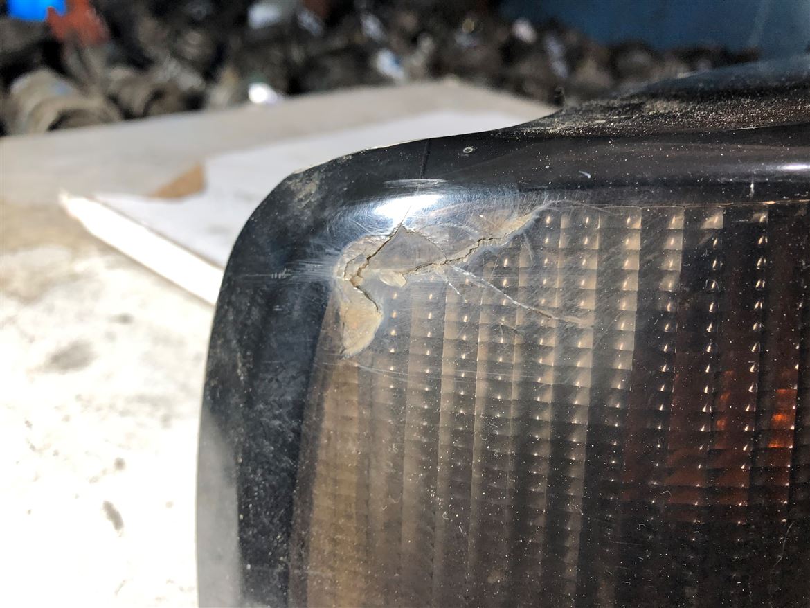 Ford Sierra Sol Arka Stop Lambası (Duylu)