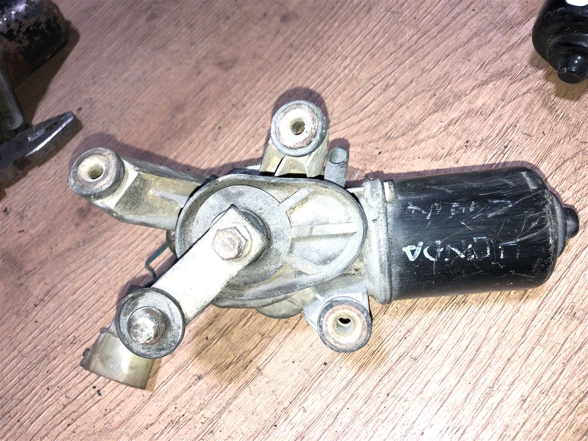 Honda Civic CRX 1988-1991 Ön Cam Silecek Motoru (4)