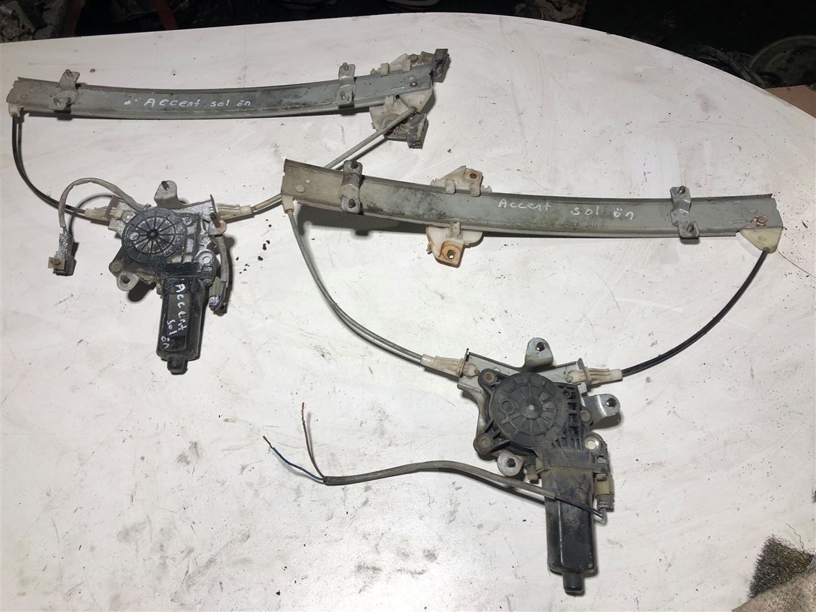 Hyundai Accent 1995-2000 Sol Ön Cam Krikosu (3)