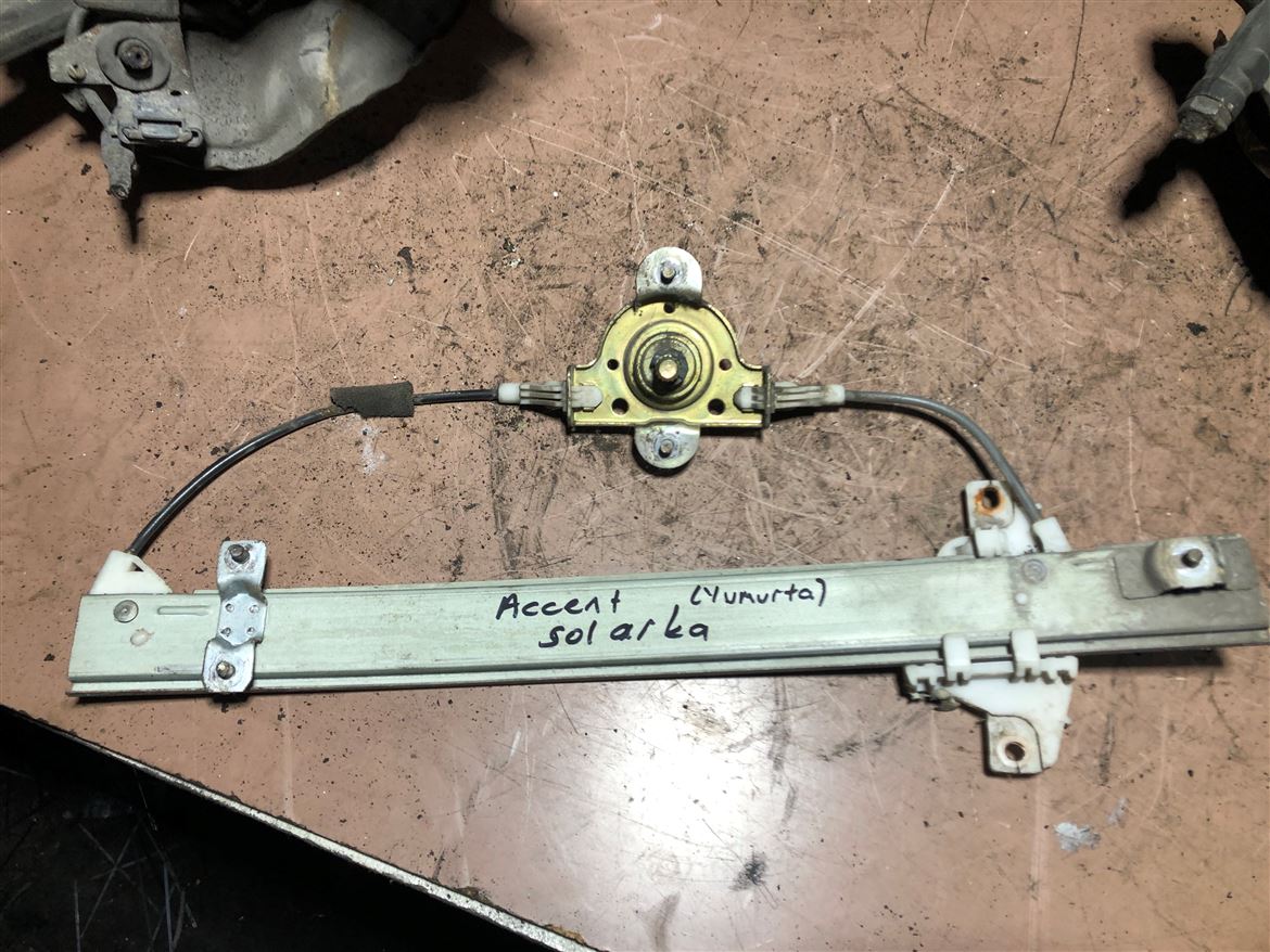 Hyundai Accent (Yumurta Kasa) Sol Arka Cam Krikosu