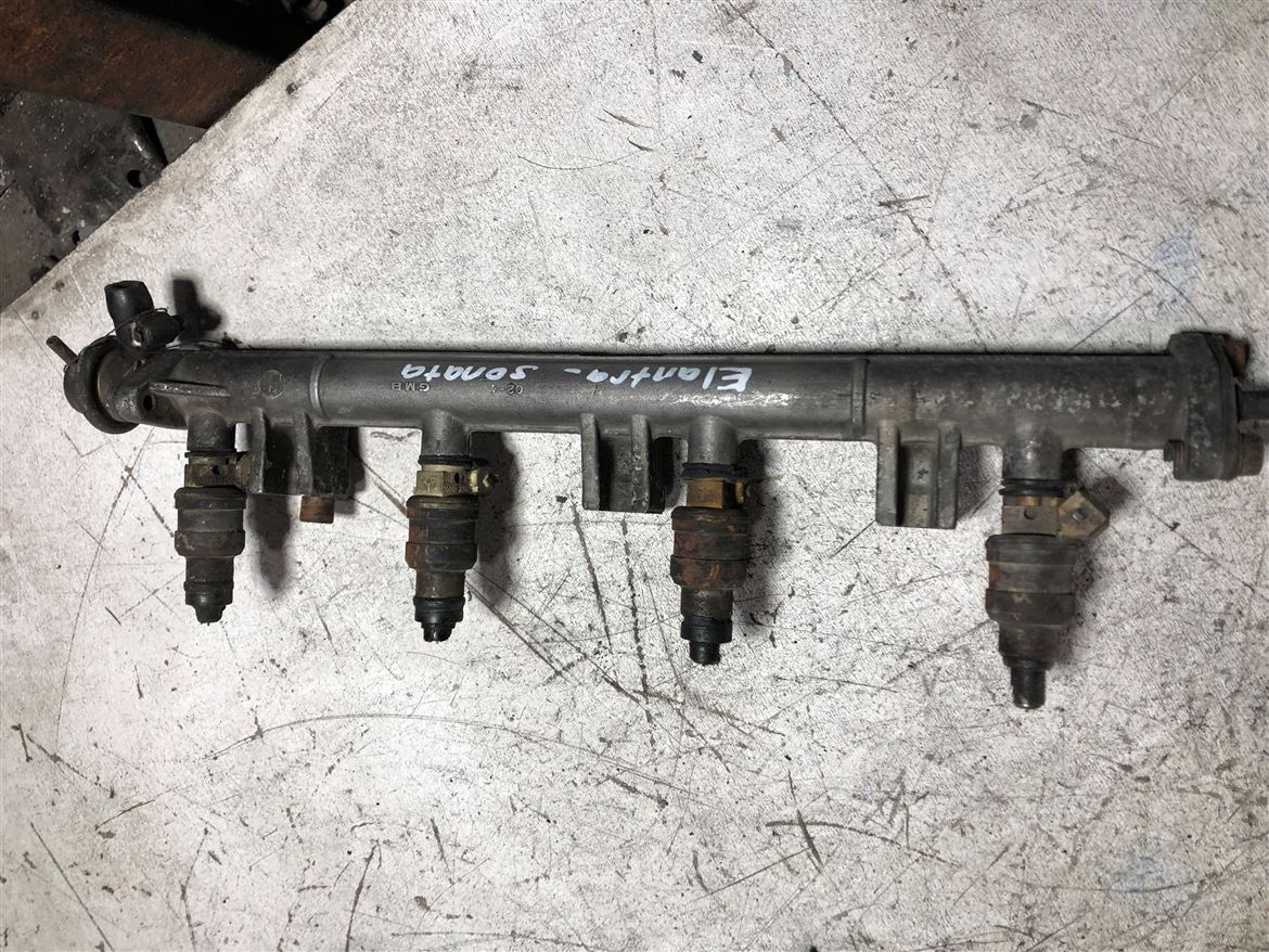 Hyundai Elantra 1.5 Sonata 2.0 Enjektör Kütüğü