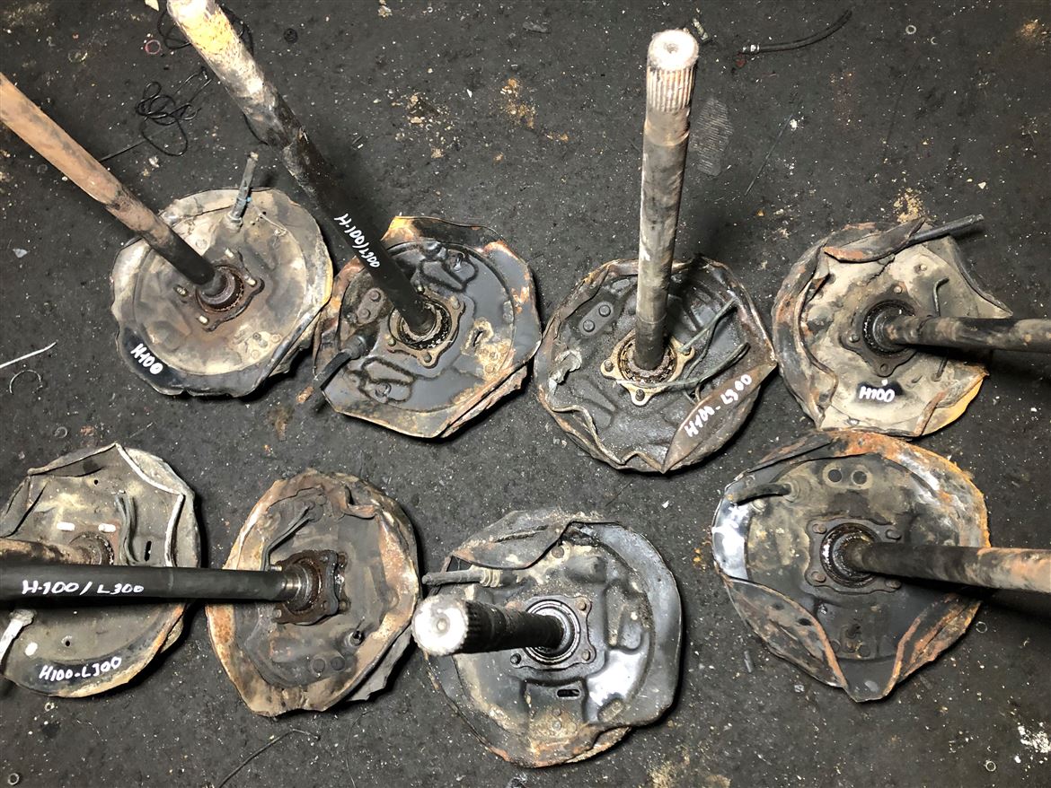 Hyundai H100 L300 Arka Sağ Sol Aks Taşıyıcı Kampana Fren Tablası