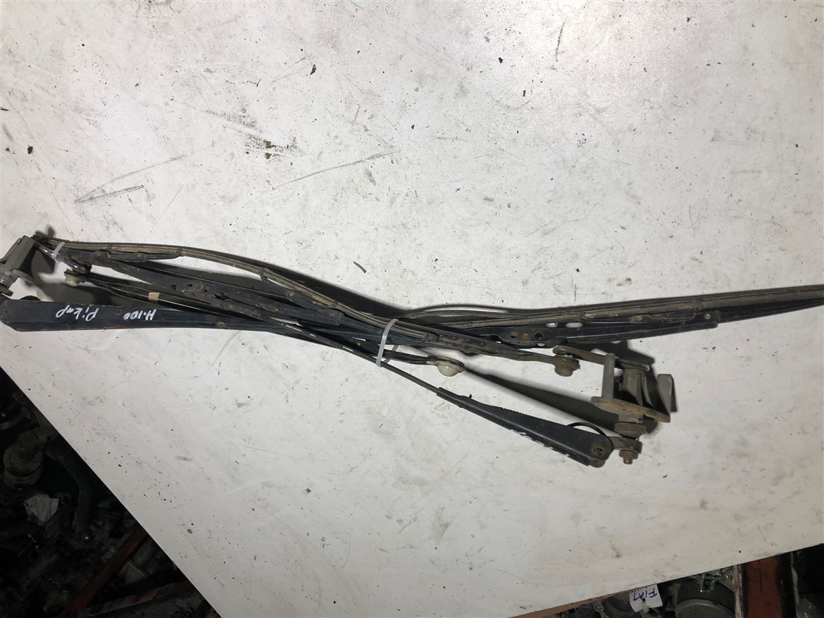 Hyundai H100 Ön Cam Silecek Mekanizması
