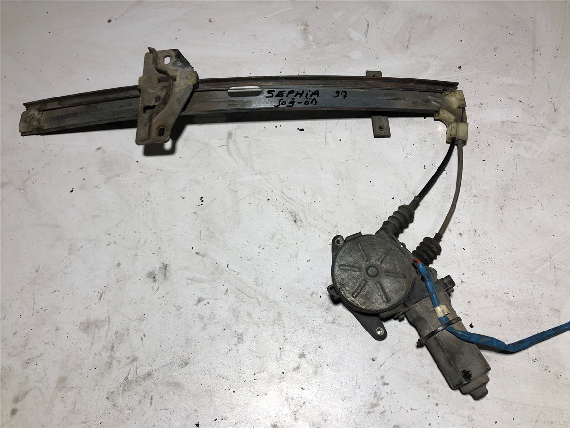 Kia Sehhia 1993-1998 Sağ Ön Kapı Cam Krikosu