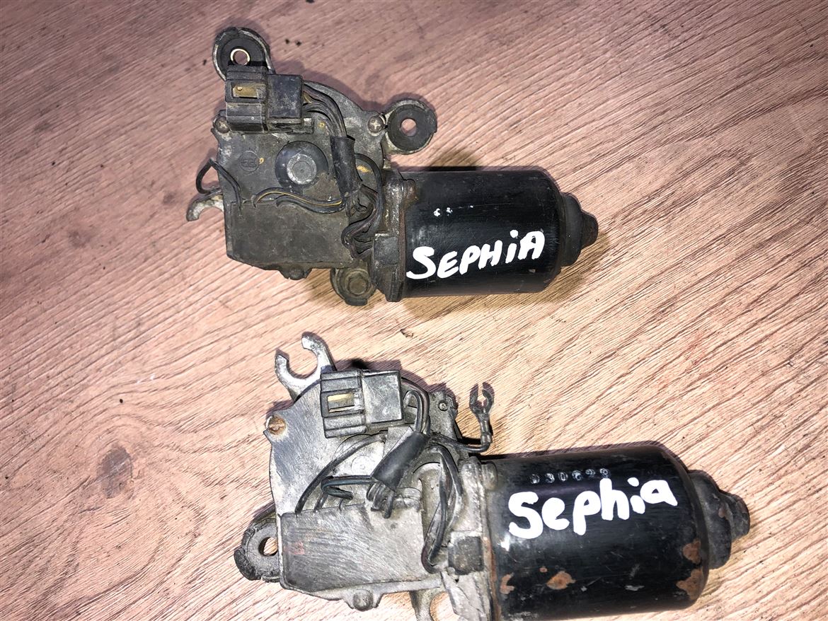Kia Sephia Ön Cam Silecek Motoru (2)