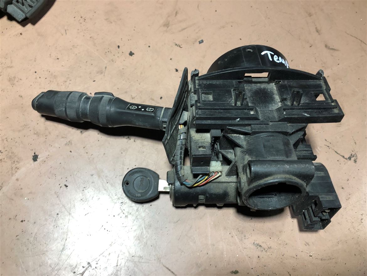 Kontak Gövdesi (Anahtarlı)