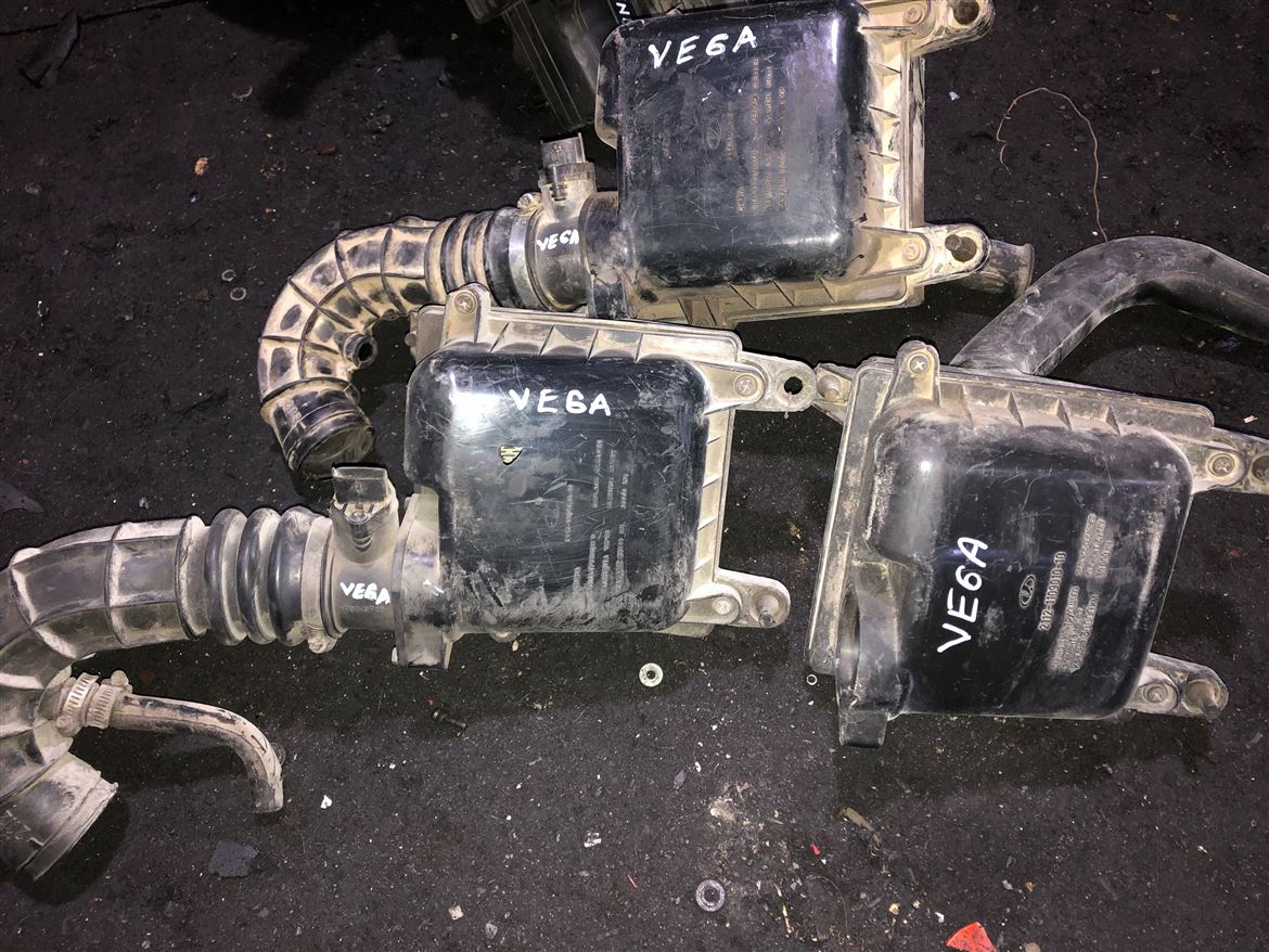 Lada Vega Hava Filtre Kutusu --3