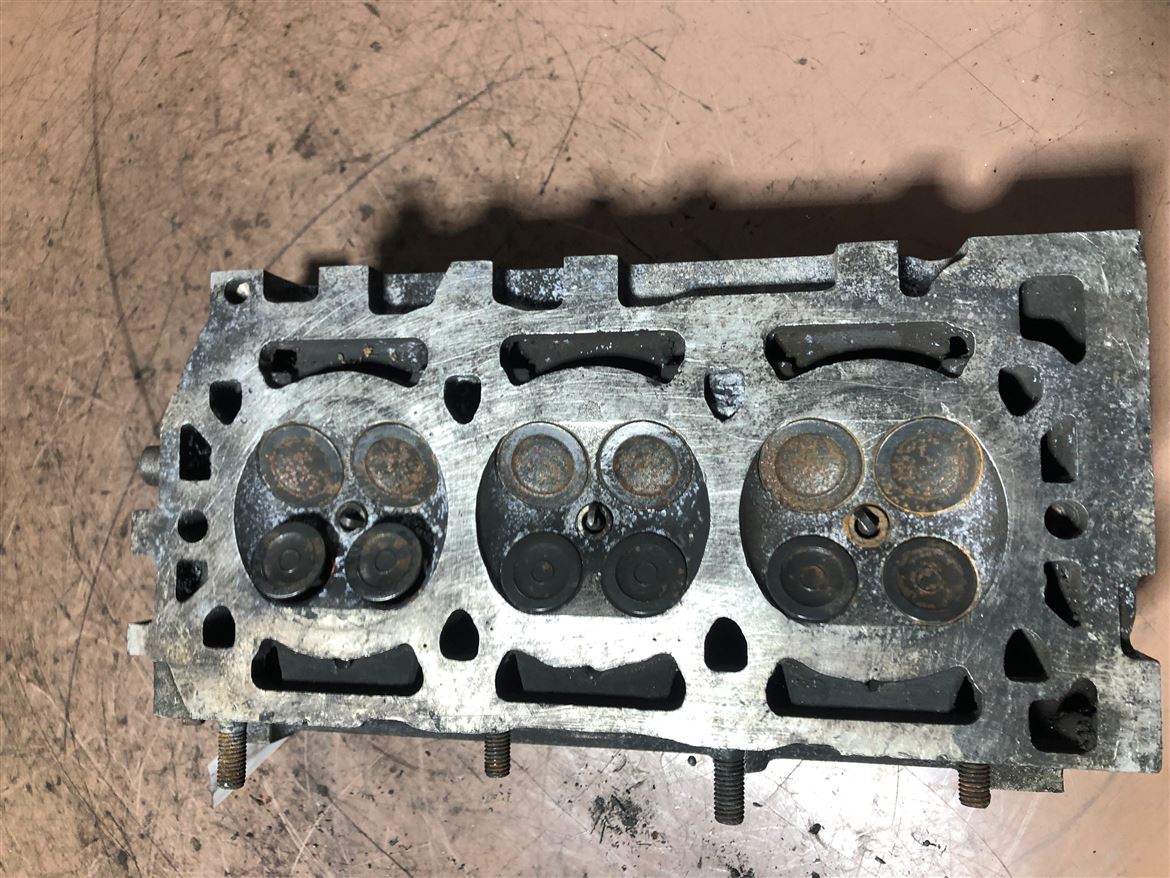 Land Rover Freelander 2.5 V6 1997-06 Ön Silindir Kapağı LDF 104330