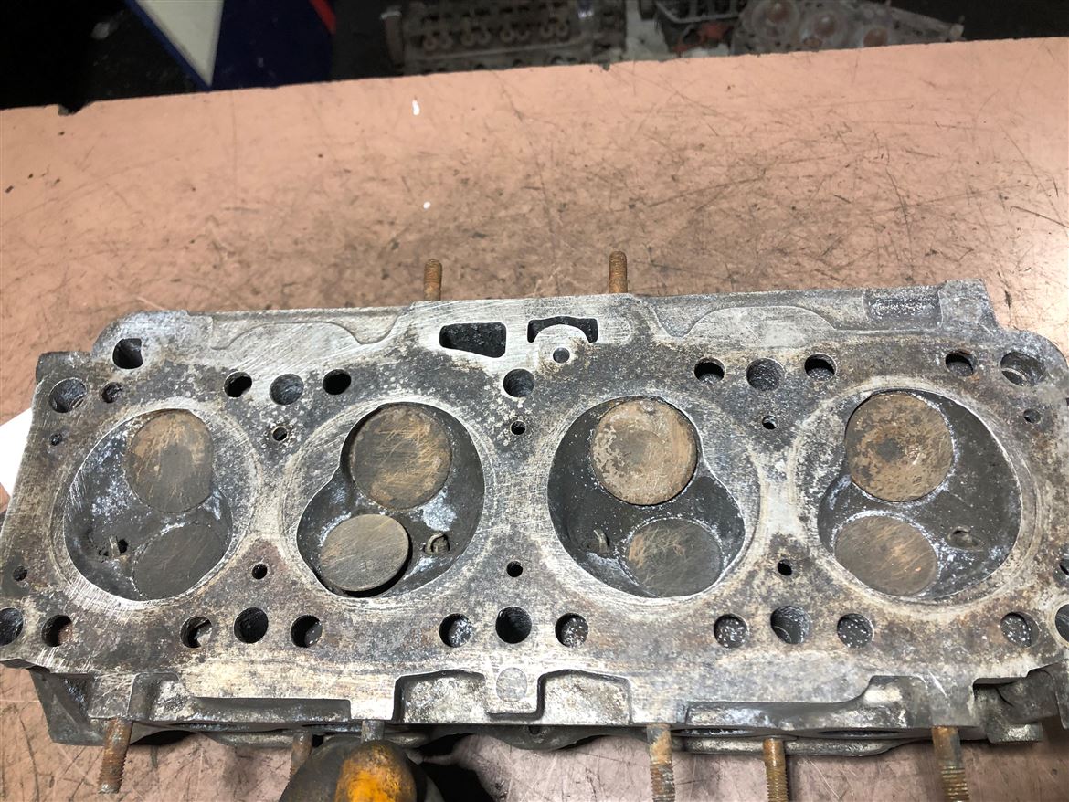 Mazda 626 1.6 8V 1983-1993 Silindir Kapağı