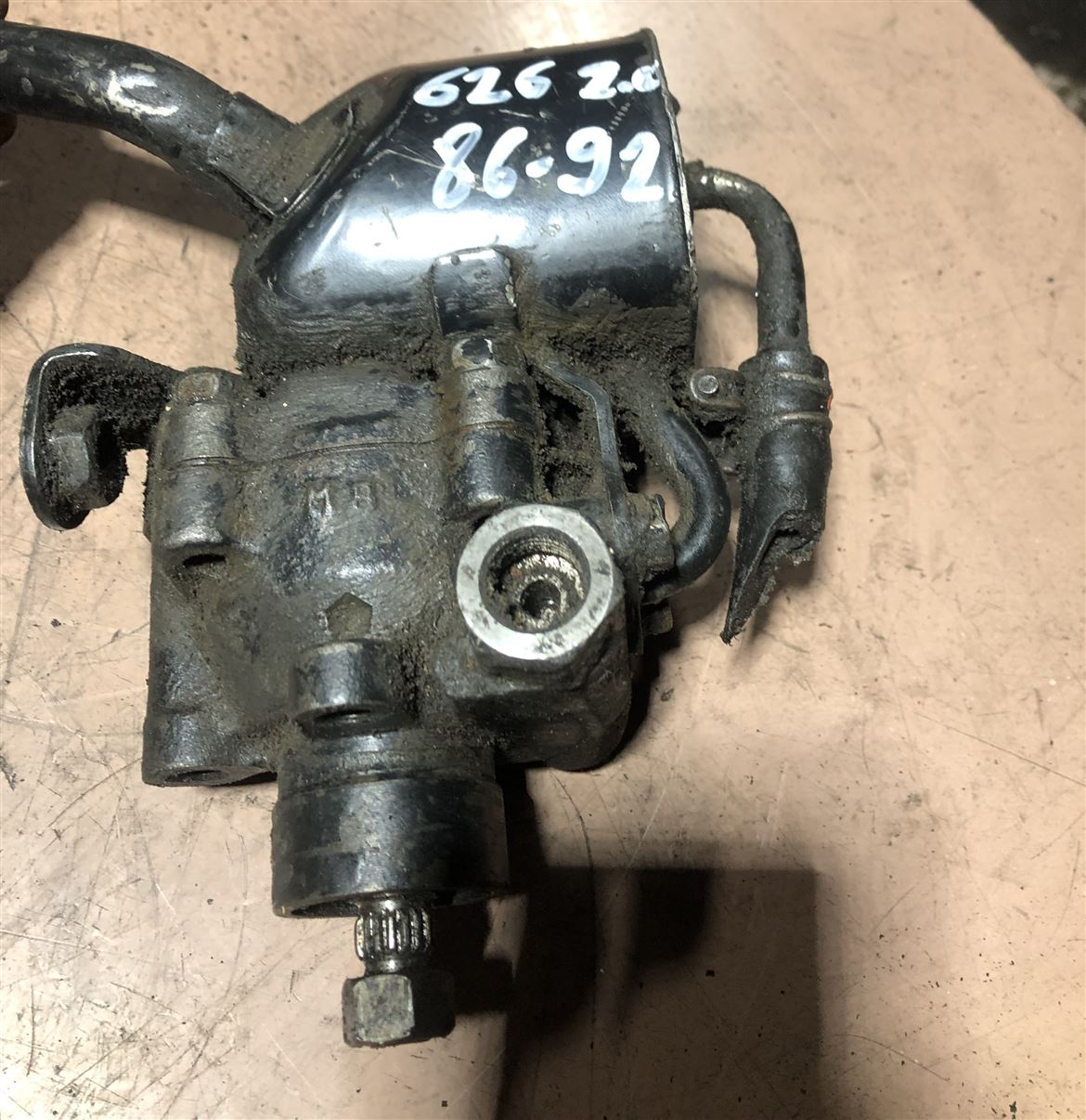 Mazda 626 2.0 1986-1992 Direksiyon Pompası