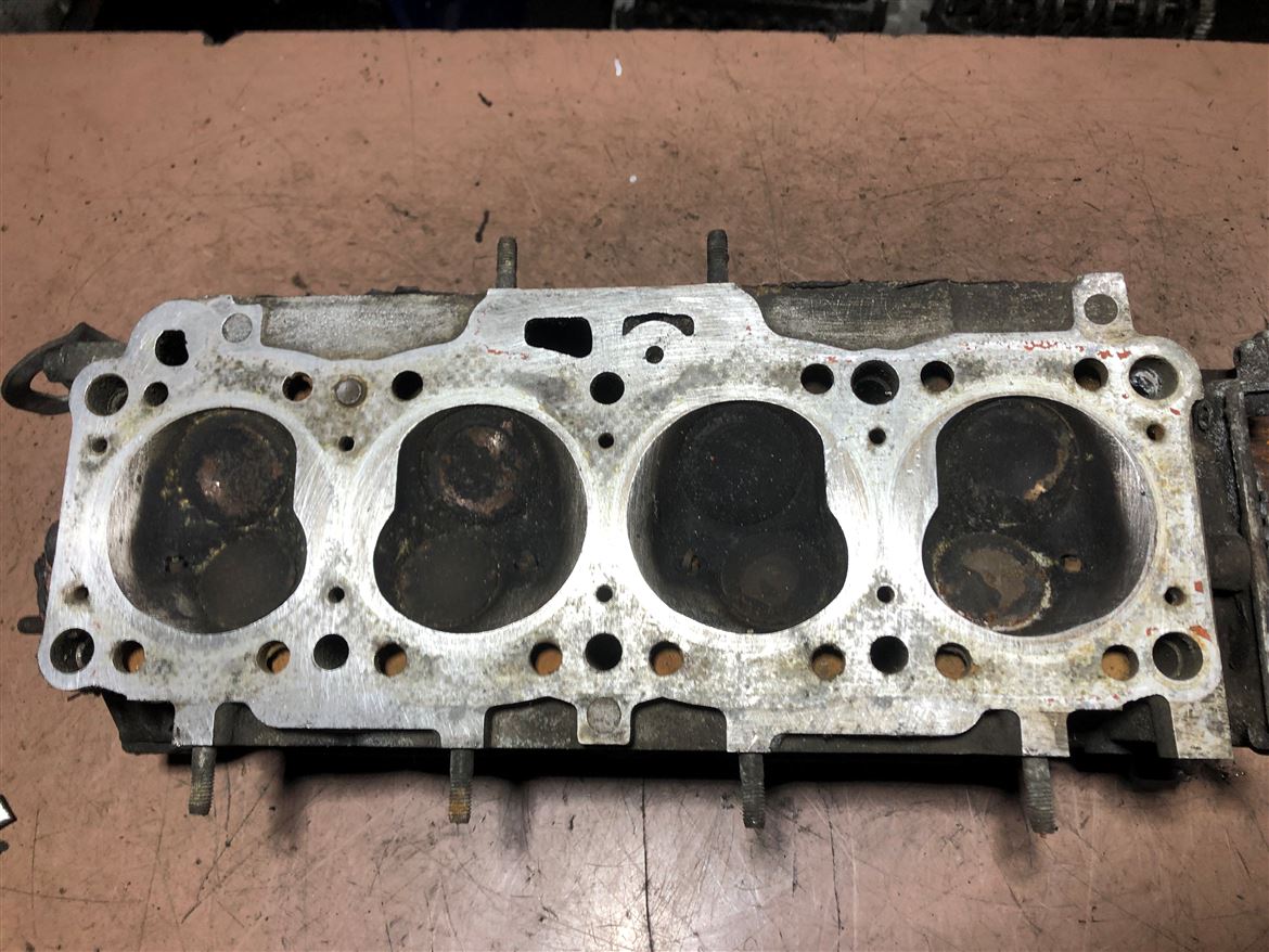 Mazda 626 2.0 8V 1982-1992 Silindir Kapağı