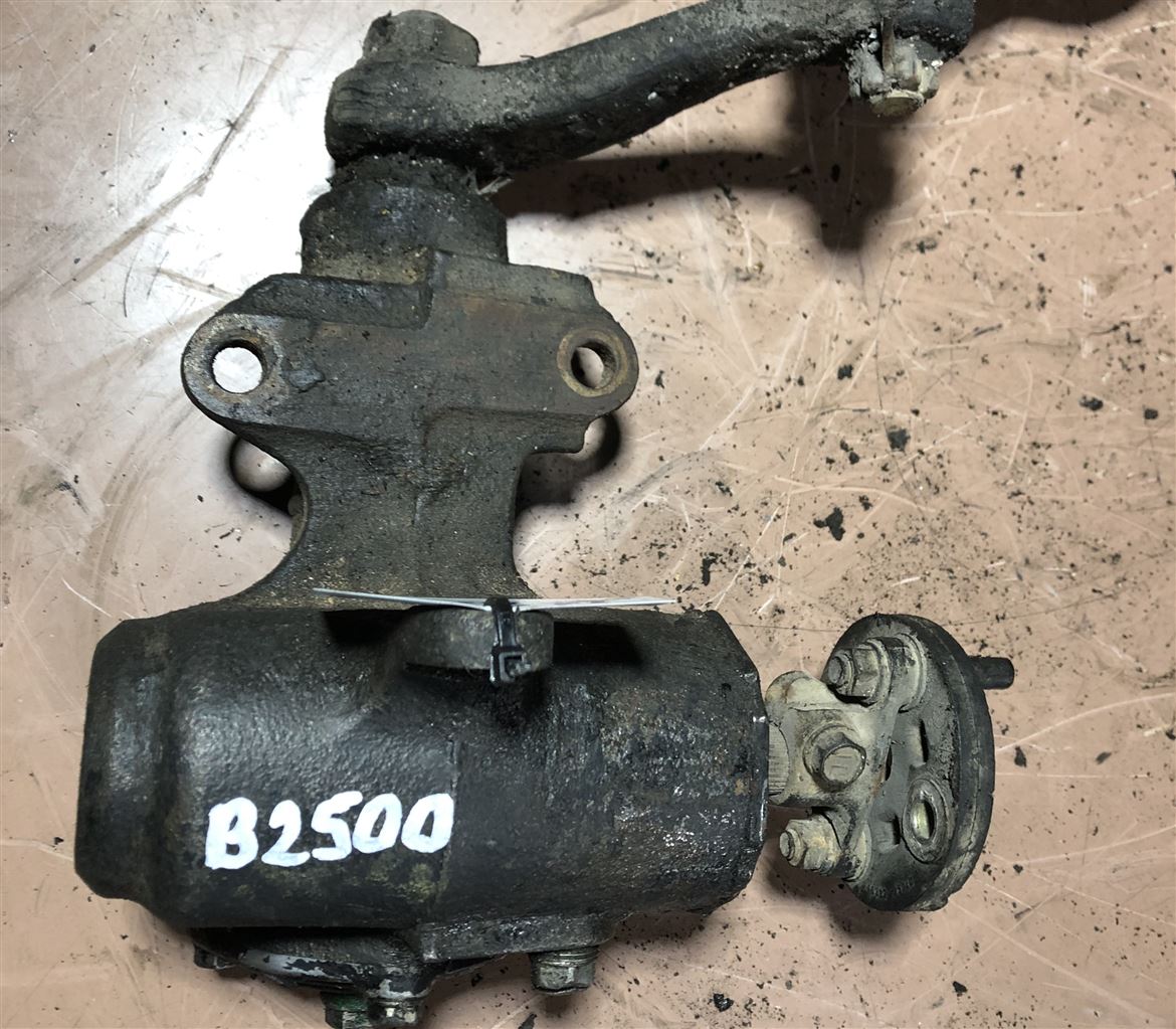 Mazda B2500 Direksiyon Kutusu