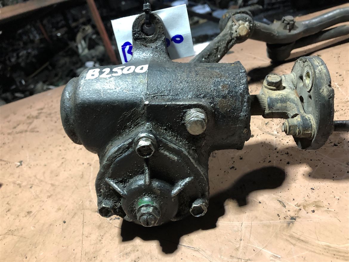 Mazda B2500 Direksiyon Kutusu