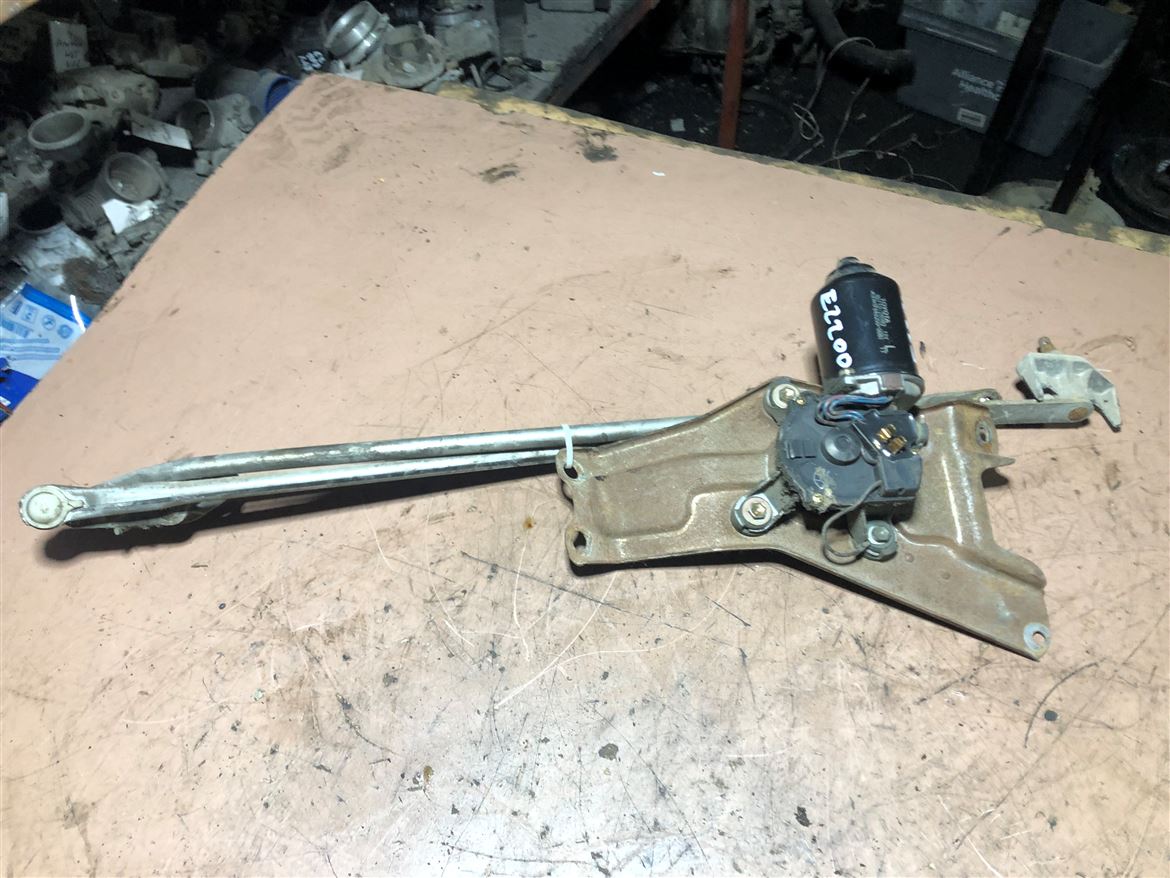 Mazda E2200 Ön Cam Silecek Motoru-Mekanizması