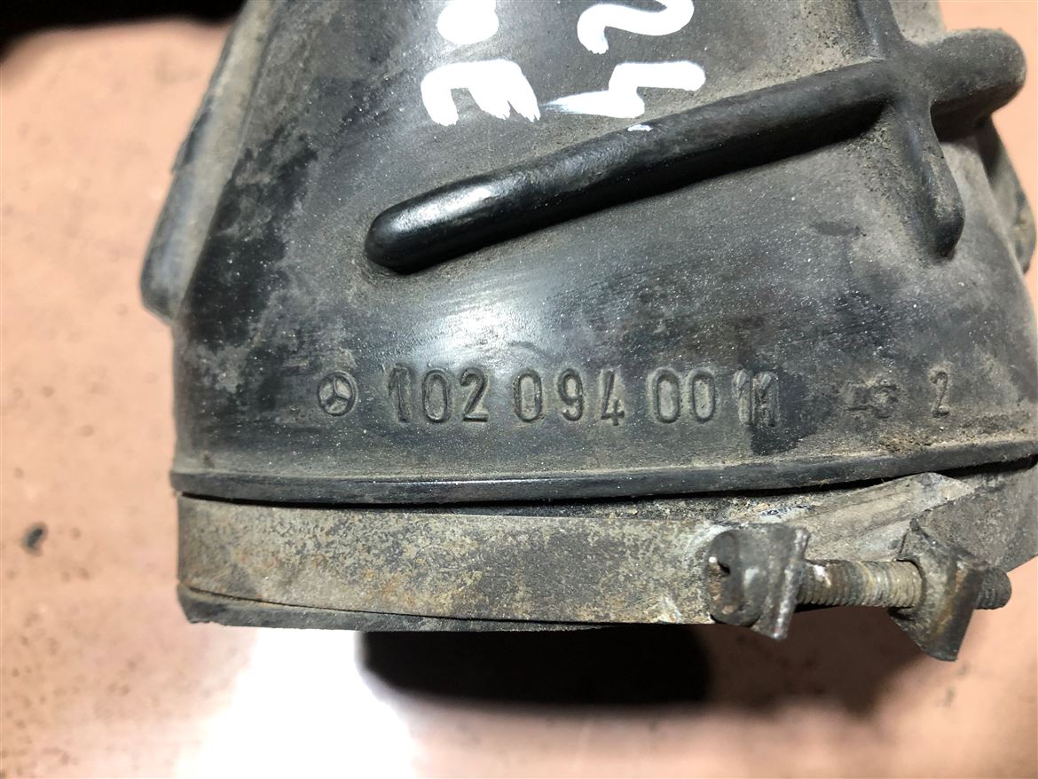 Mercedes W123 2000 Hava Giriş Hortumu 1020940011