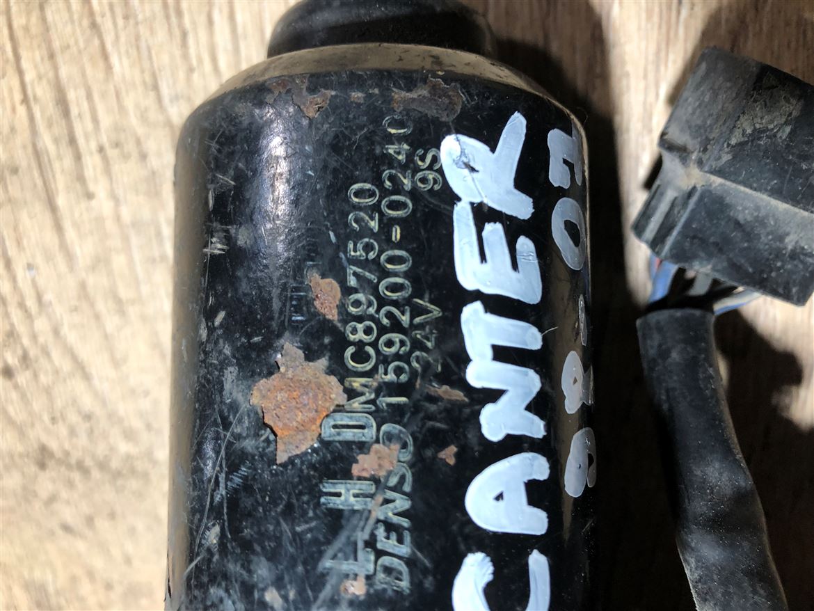 Mitsubishi Canter 1998-2007 (24V) Ön Cam Silecek Motoru