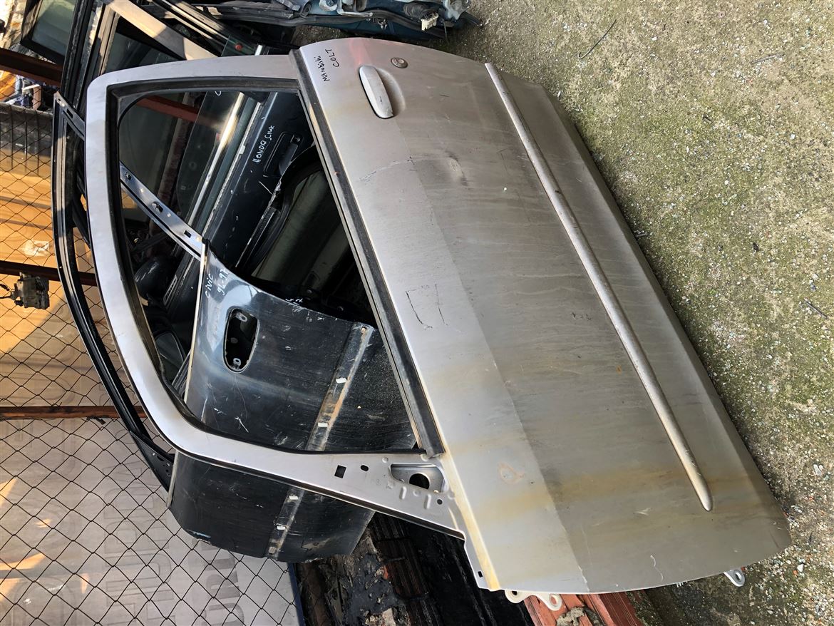 Mitsubishi Colt 2005-2011 (HB 3 Kapı) Sol Ön Kapı